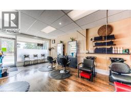 744 QUEEN Street S - 16
