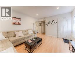 744 QUEEN Street S - 27