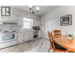 744 QUEEN Street S - 31
