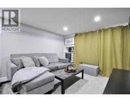 186 WENTWORTH Avenue - 24