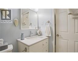 265 WESTCOURT Place UnitNo. 705 - 28