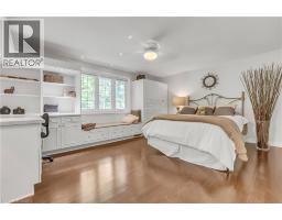 358 GREEN ACRES Drive - 26
