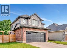 4 LIVINGSTON Drive - 2