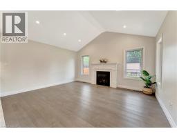 4 LIVINGSTON Drive - 20