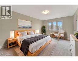 4 LIVINGSTON Drive - 34