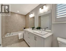 4 LIVINGSTON Drive - 37