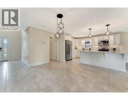 4 LIVINGSTON Drive - 8