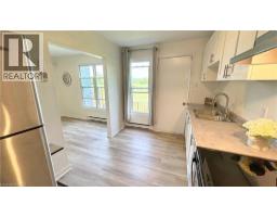 37 ST. CHARLES Place - 11