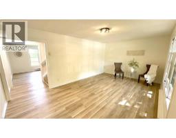 37 ST. CHARLES Place - 17