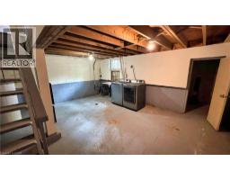 37 ST. CHARLES Place - 33