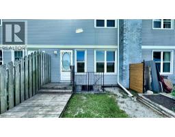 37 ST. CHARLES Place - 38