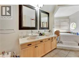 17 LEE ARN Court - 28