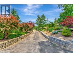 17 LEE ARN Court - 46