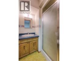 1166 WATERLOO Street - 20
