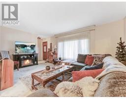 30 BLUERIDGE Crescent - 11