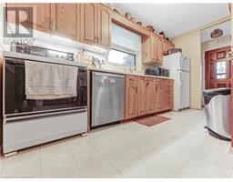 30 BLUERIDGE Crescent - 16