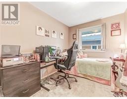 30 BLUERIDGE Crescent - 22