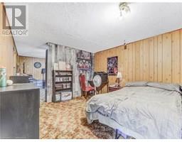 30 BLUERIDGE Crescent - 31