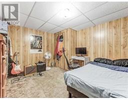 30 BLUERIDGE Crescent - 36