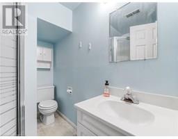 30 BLUERIDGE Crescent - 38