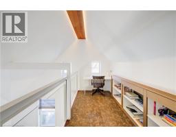 23 RICHMOND Avenue - 36