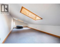 1751 KIRKWALL Road - 36