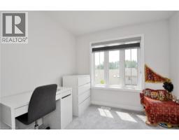 677 PARK Road N UnitNo. 93 - 21