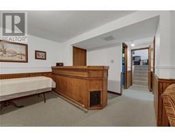110 AYR Street - 32