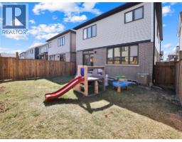 66 LILLIAN Way - 40