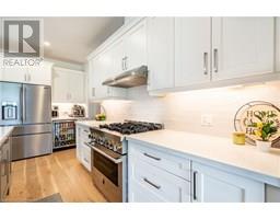 16 WHITING Drive - 16