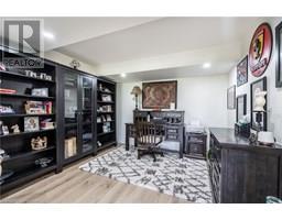 16 WHITING Drive - 40