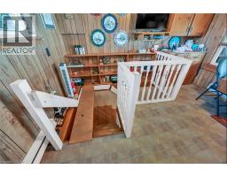 86 LAKESHORE Road - 12