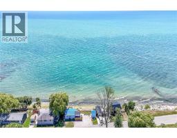 86 LAKESHORE Road - 42