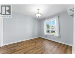 286 LLOYMINN Avenue - 18