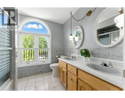 286 LLOYMINN Avenue - 19