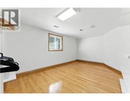 286 LLOYMINN Avenue - 24