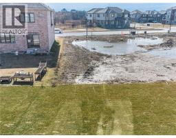 11 HOLDER Drive - 35