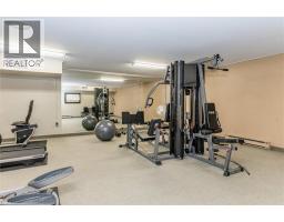35 GREEN VALLEY Drive UnitNo. 402 - 17