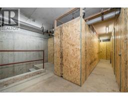 35 GREEN VALLEY Drive UnitNo. 402 - 27