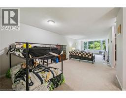 35 GREEN VALLEY Drive UnitNo. 402 - 33
