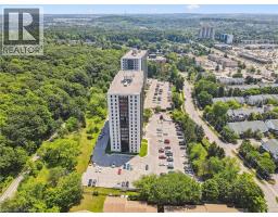35 GREEN VALLEY Drive UnitNo. 402 - 45