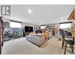 25 COUNTRY CLUB Road - 27