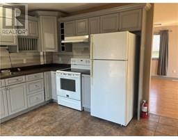 17 MAPLEVIEW Drive - 12