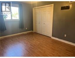 17 MAPLEVIEW Drive - 17