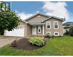17 MAPLEVIEW Drive - 3