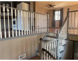 17 MAPLEVIEW Drive - 8