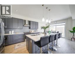 2 WILLIAM DUNLOP Street - 17