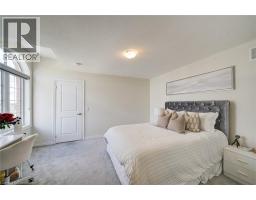 2 WILLIAM DUNLOP Street - 33