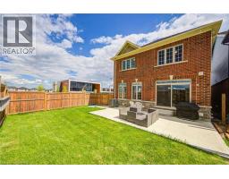 2 WILLIAM DUNLOP Street - 44
