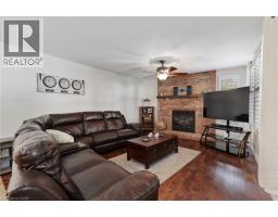 17 KINTYRE Court - 17